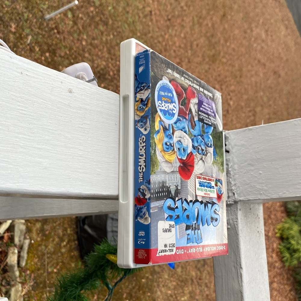 The Smurfs DVD & Blu-Ray Movie DVD 📀 Bundle (2) - Picture 10 of 16